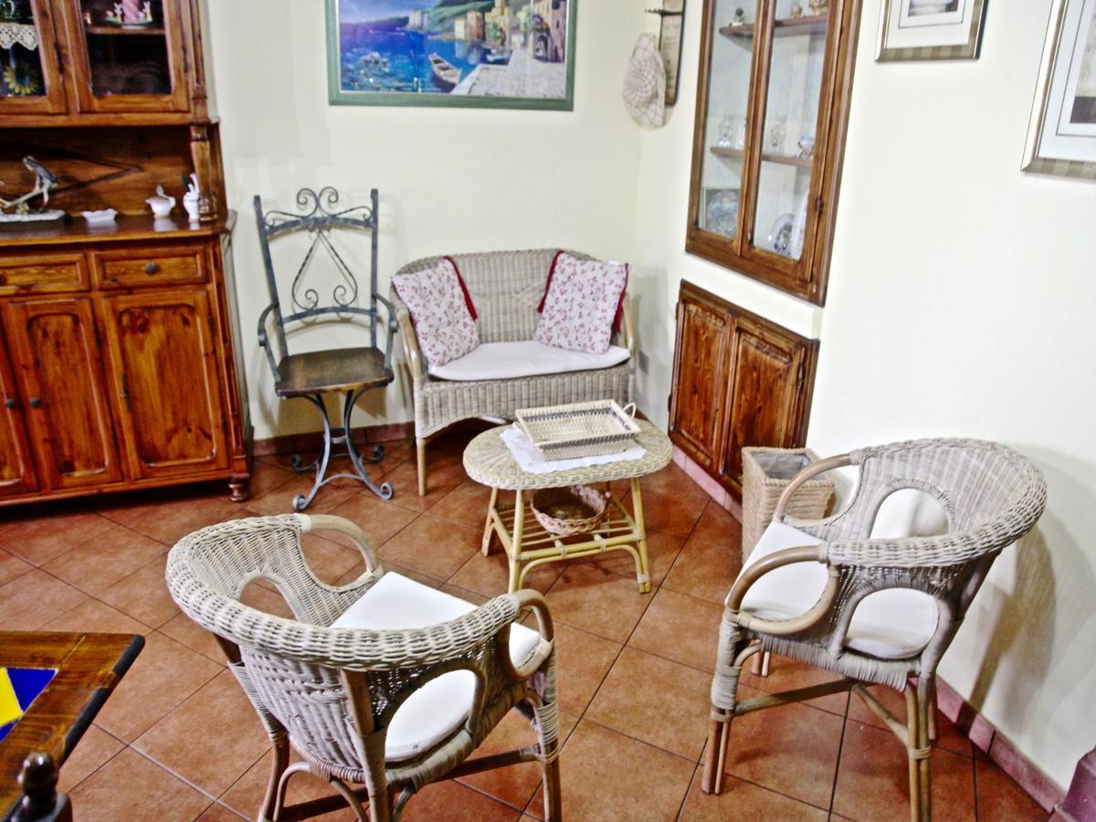 Villa Torre Roccella 坎波菲利斯·迪·罗切 外观 照片